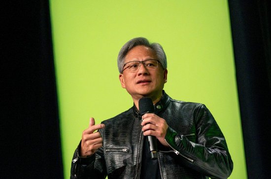 mt5交易平台-黄仁勋超戴尔成全球第13大富豪,身价超1060亿美元